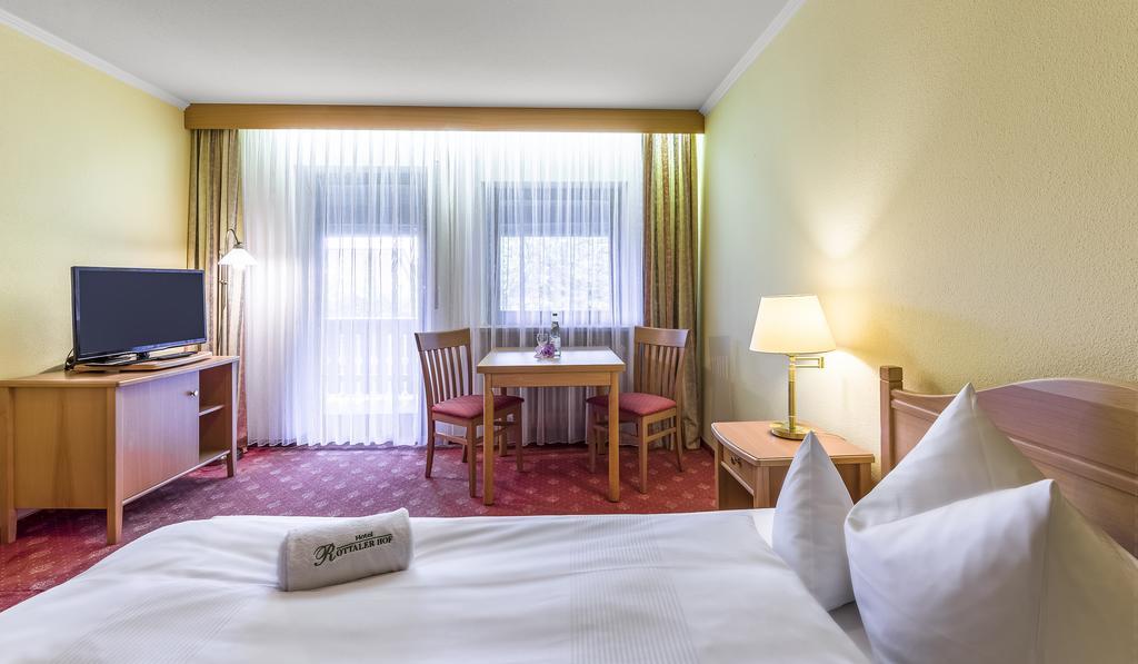 Hotel Rottaler Hof Бад Бирнбах Екстериор снимка